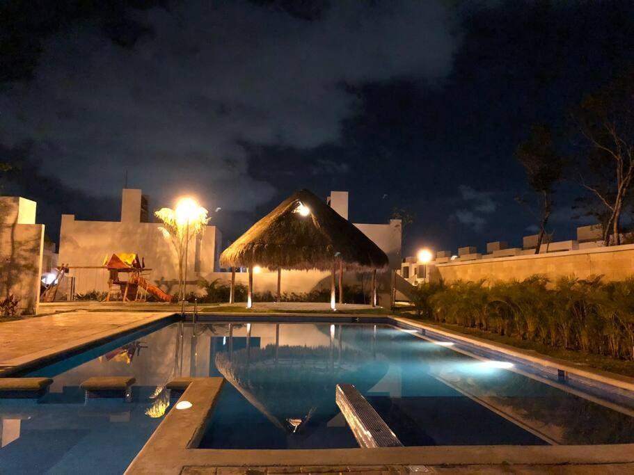 Leemba * Playa del Carmen